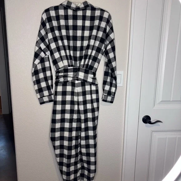MABLE Monochrome BLACK AND WHITE Plaid Dress MIDI dress - Picture 6 of 10